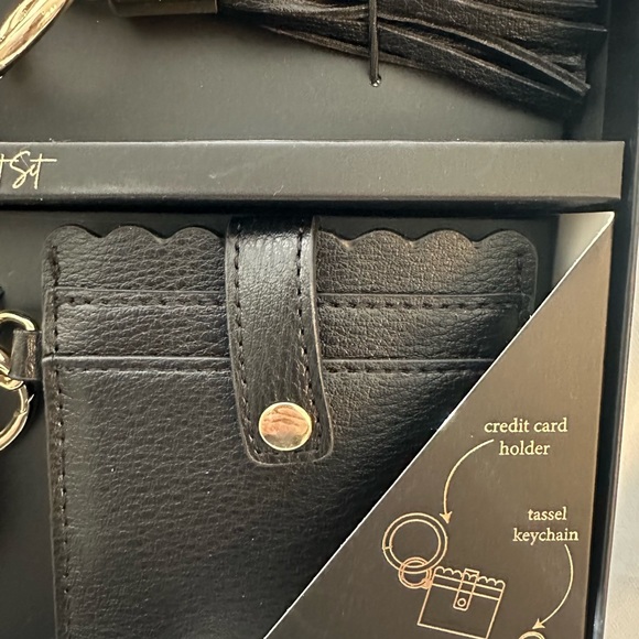 NWT in box Collection Xiix 3 piece Accessory Set black - Picture 2 of 3